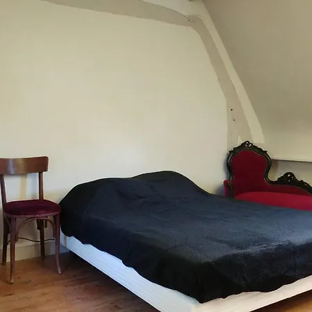 Holiday home Maison Du 18e Avec Parc Arbore, A 45 Min De La Nassandres